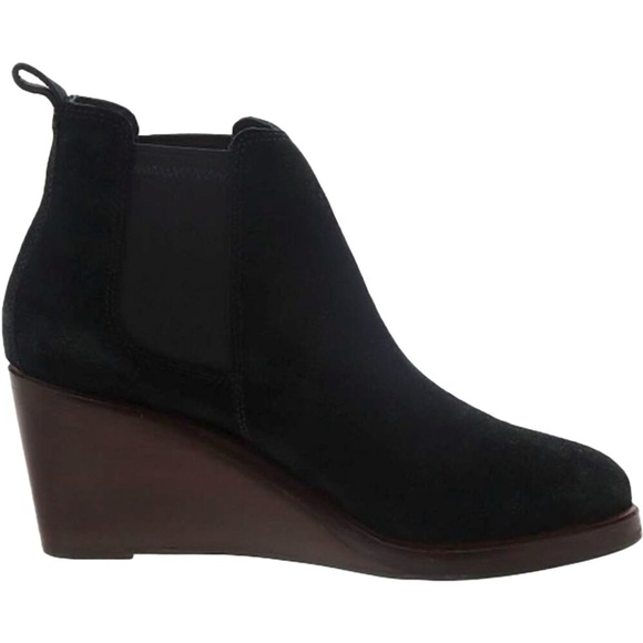 Clark’s Black Suede Boots Size 8 Black Suede Wedge Chelsea Boots Clarks NEW! - Picture 2 of 5